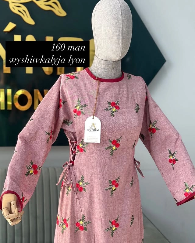 Türkmen fasonlar pombarh fasonlar Fasonlar 2025 fasonlar fason moda modalar Bezen bezen Türkmen fasonlar 2026 Türkmen fasonlar 2025 Türkmen fasonlar 2024 Türkmen fasonlar 2023 turkmenistan türkmenistan turkmen türkmen ashgabat  asgabat aşgabat balkan mary lebap dashoguz dasoguz daşoguz pombarh ponbarhat gulyupek gülýüpek stapel ştapel Gralan Çüýdeşen Abaýa Gadymy Krep Gurultaý 	Keteni Ýüpek Şifon Gipýur Lyon Welwet Atlas Kaşemir Streýç Suzana Ştapel Gülýüpek Pombarh Ýupka Gursakça Aksesuarlar Palto Penjek Okuw eşik Fata Sport eşik Uniforma Nakidka Öýme Şarf kompýuter ýaka ýaglyk Arenda köýnek 2nji el köýnek Taýyn köýnek Matalar Milli lybas milli lybaslar Toý köýnek Toý köýnekler toy koynek toy koynekler gundelik koynekler Gündelik	 
 köýnekler fata koynek Modern taze fason Eskiz koynektm turkmenkoynek türkmenkoynek fason moda moda fasonlar Iş eşik el iş	sada	ýakaly ýakasyz	keşdeli biserli	ýeňli giň nagyşly ýüregi açyk stoýka ýaka ýanly kombinasiýa 	zerli üsti aşak guşakly seçekli gysga ýeňli Lyon Gündelik, Iş eşik el iş, ýakasyz, ýeňli, giň 17-25, 26-35 Gülgüne yaz, tomus, guyz Taýyn köýnek
