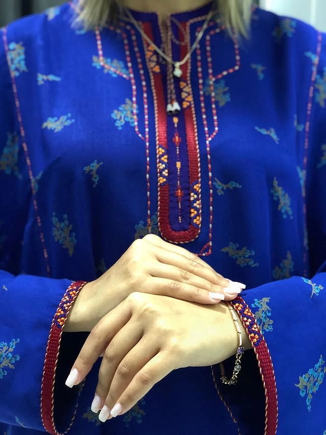 Türkmen fasonlar pombarh fasonlar Fasonlar 2025 fasonlar fason moda modalar Bezen bezen Türkmen fasonlar 2026 Türkmen fasonlar 2025 Türkmen fasonlar 2024 Türkmen fasonlar 2023 turkmenistan türkmenistan turkmen türkmen ashgabat  asgabat aşgabat balkan mary lebap dashoguz dasoguz daşoguz pombarh ponbarhat gulyupek gülýüpek stapel ştapel Gralan Çüýdeşen Abaýa Gadymy Krep Gurultaý 	Keteni Ýüpek Şifon Gipýur Lyon Welwet Atlas Kaşemir Streýç Suzana Ştapel Gülýüpek Pombarh Ýupka Gursakça Aksesuarlar Palto Penjek Okuw eşik Fata Sport eşik Uniforma Nakidka Öýme Şarf kompýuter ýaka ýaglyk Arenda köýnek 2nji el köýnek Taýyn köýnek Matalar Milli lybas milli lybaslar Toý köýnek Toý köýnekler toy koynek toy koynekler gundelik koynekler Gündelik	 
 köýnekler fata koynek Modern taze fason Eskiz koynektm turkmenkoynek türkmenkoynek fason moda moda fasonlar Iş eşik el iş	sada	ýakaly ýakasyz	keşdeli biserli	ýeňli giň nagyşly ýüregi açyk stoýka ýaka ýanly kombinasiýa 	zerli üsti aşak guşakly seçekli gysga ýeňli Ştapel Gündelik el iş, ýakaly, ýanly, ýeňli, giň 17-25, 26-35 Goýy-gök tomus