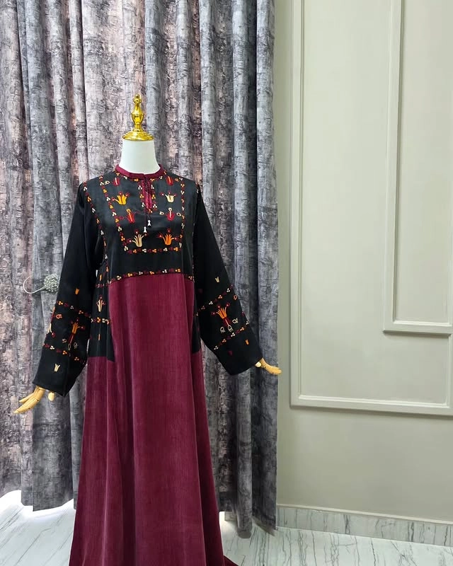 Türkmen fasonlar pombarh fasonlar Fasonlar 2025 fasonlar fason moda modalar Bezen bezen Türkmen fasonlar 2026 Türkmen fasonlar 2025 Türkmen fasonlar 2024 Türkmen fasonlar 2023 turkmenistan türkmenistan turkmen türkmen ashgabat  asgabat aşgabat balkan mary lebap dashoguz dasoguz daşoguz pombarh ponbarhat gulyupek gülýüpek stapel ştapel Gralan Çüýdeşen Abaýa Gadymy Krep Gurultaý 	Keteni Ýüpek Şifon Gipýur Lyon Welwet Atlas Kaşemir Streýç Suzana Ştapel Gülýüpek Pombarh Ýupka Gursakça Aksesuarlar Palto Penjek Okuw eşik Fata Sport eşik Uniforma Nakidka Öýme Şarf kompýuter ýaka ýaglyk Arenda köýnek 2nji el köýnek Taýyn köýnek Matalar Milli lybas milli lybaslar Toý köýnek Toý köýnekler toy koynek toy koynekler gundelik koynekler Gündelik	 
 köýnekler fata koynek Modern taze fason Eskiz koynektm turkmenkoynek türkmenkoynek fason moda moda fasonlar Iş eşik el iş	sada	ýakaly ýakasyz	keşdeli biserli	ýeňli giň nagyşly ýüregi açyk stoýka ýaka ýanly kombinasiýa 	zerli üsti aşak guşakly seçekli gysga ýeňli Gülýüpek Milli lybas el iş, keşdeli, ýakasyz, ýeňli, giň, nagyşly 26-35 Gara, Goýy-gyzyl, Gyzyl yaz, guyz