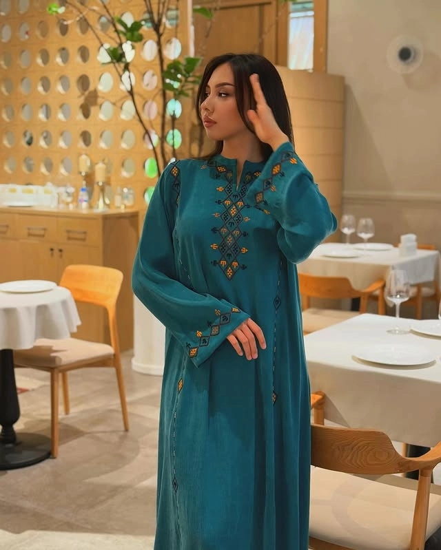 Türkmen fasonlar pombarh fasonlar Fasonlar 2025 fasonlar fason moda modalar Bezen bezen Türkmen fasonlar 2026 Türkmen fasonlar 2025 Türkmen fasonlar 2024 Türkmen fasonlar 2023 turkmenistan türkmenistan turkmen türkmen ashgabat  asgabat aşgabat balkan mary lebap dashoguz dasoguz daşoguz pombarh ponbarhat gulyupek gülýüpek stapel ştapel Gralan Çüýdeşen Abaýa Gadymy Krep Gurultaý 	Keteni Ýüpek Şifon Gipýur Lyon Welwet Atlas Kaşemir Streýç Suzana Ştapel Gülýüpek Pombarh Ýupka Gursakça Aksesuarlar Palto Penjek Okuw eşik Fata Sport eşik Uniforma Nakidka Öýme Şarf kompýuter ýaka ýaglyk Arenda köýnek 2nji el köýnek Taýyn köýnek Matalar Milli lybas milli lybaslar Toý köýnek Toý köýnekler toy koynek toy koynekler gundelik koynekler Gündelik	 
 köýnekler fata koynek Modern taze fason Eskiz koynektm turkmenkoynek türkmenkoynek fason moda moda fasonlar Iş eşik el iş	sada	ýakaly ýakasyz	keşdeli biserli	ýeňli giň nagyşly ýüregi açyk stoýka ýaka ýanly kombinasiýa 	zerli üsti aşak guşakly seçekli gysga ýeňli Gülýüpek Gündelik el iş, ýakaly, ýanly, ýeňli, giň, nagyşly 26-35  yaz, tomus, guyz