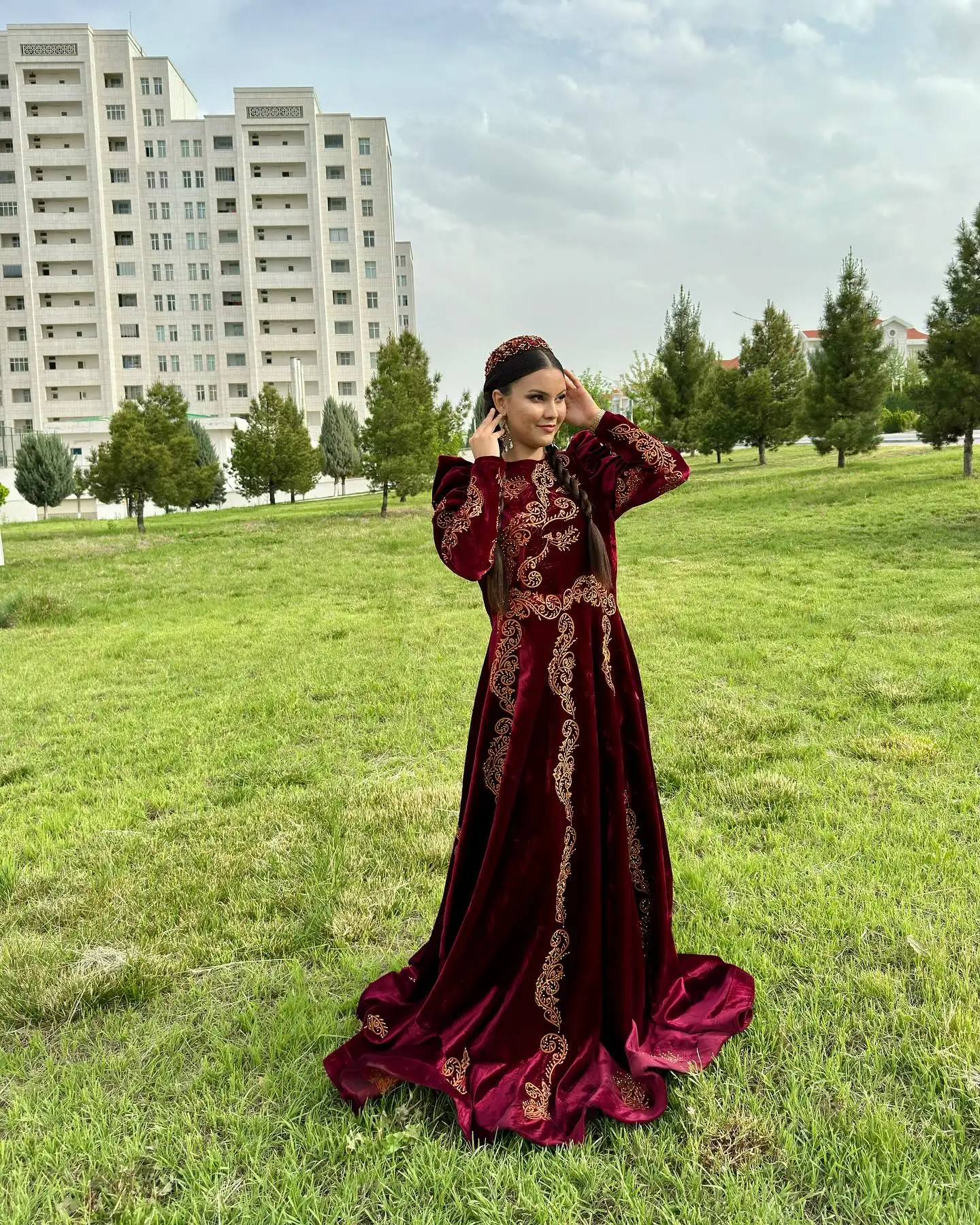 Türkmen fasonlar pombarh fasonlar Fasonlar 2025 fasonlar fason moda modalar Bezen bezen Türkmen fasonlar 2026 Türkmen fasonlar 2025 Türkmen fasonlar 2024 Türkmen fasonlar 2023 turkmenistan türkmenistan turkmen türkmen ashgabat  asgabat aşgabat balkan mary lebap dashoguz dasoguz daşoguz pombarh ponbarhat gulyupek gülýüpek stapel ştapel Gralan Çüýdeşen Abaýa Gadymy Krep Gurultaý 	Keteni Ýüpek Şifon Gipýur Lyon Welwet Atlas Kaşemir Streýç Suzana Ştapel Gülýüpek Pombarh Ýupka Gursakça Aksesuarlar Palto Penjek Okuw eşik Fata Sport eşik Uniforma Nakidka Öýme Şarf kompýuter ýaka ýaglyk Arenda köýnek 2nji el köýnek Taýyn köýnek Matalar Milli lybas milli lybaslar Toý köýnek Toý köýnekler toy koynek toy koynekler gundelik koynekler Gündelik	 
 köýnekler fata koynek Modern taze fason Eskiz koynektm turkmenkoynek türkmenkoynek fason moda moda fasonlar Iş eşik el iş	sada	ýakaly ýakasyz	keşdeli biserli	ýeňli giň nagyşly ýüregi açyk stoýka ýaka ýanly kombinasiýa 	zerli üsti aşak guşakly seçekli gysga ýeňli Uçurym köýnek  17-25 Gyzyl tomus