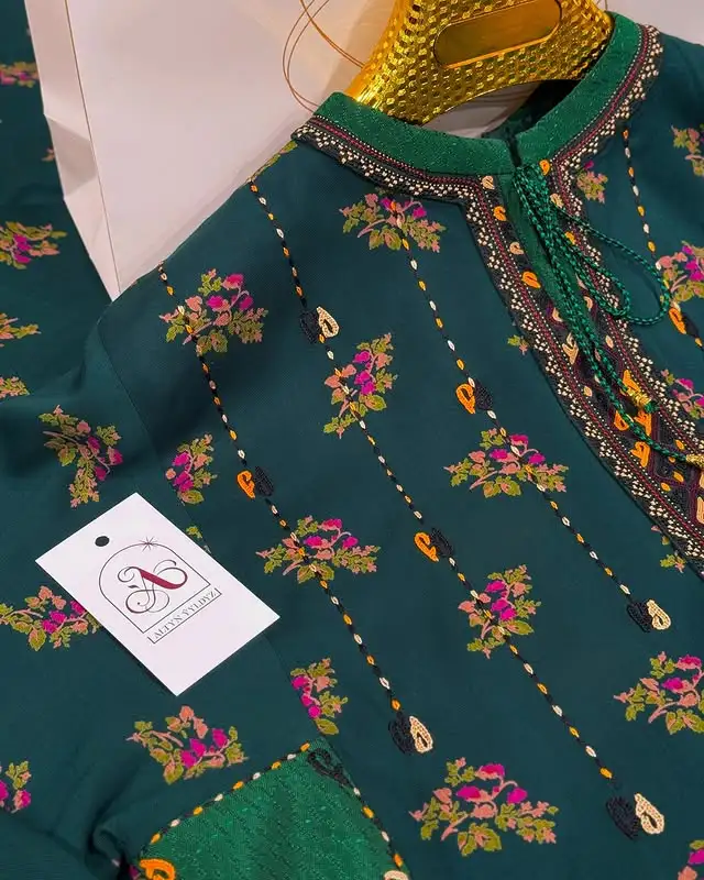 Türkmen fasonlar pombarh fasonlar Fasonlar 2025 fasonlar fason moda modalar Bezen bezen Türkmen fasonlar 2026 Türkmen fasonlar 2025 Türkmen fasonlar 2024 Türkmen fasonlar 2023 turkmenistan türkmenistan turkmen türkmen ashgabat  asgabat aşgabat balkan mary lebap dashoguz dasoguz daşoguz pombarh ponbarhat gulyupek gülýüpek stapel ştapel Gralan Çüýdeşen Abaýa Gadymy Krep Gurultaý 	Keteni Ýüpek Şifon Gipýur Lyon Welwet Atlas Kaşemir Streýç Suzana Ştapel Gülýüpek Pombarh Ýupka Gursakça Aksesuarlar Palto Penjek Okuw eşik Fata Sport eşik Uniforma Nakidka Öýme Şarf kompýuter ýaka ýaglyk Arenda köýnek 2nji el köýnek Taýyn köýnek Matalar Milli lybas milli lybaslar Toý köýnek Toý köýnekler toy koynek toy koynekler gundelik koynekler Gündelik	 
 köýnekler fata koynek Modern taze fason Eskiz koynektm turkmenkoynek türkmenkoynek fason moda moda fasonlar Iş eşik el iş	sada	ýakaly ýakasyz	keşdeli biserli	ýeňli giň nagyşly ýüregi açyk stoýka ýaka ýanly kombinasiýa 	zerli üsti aşak guşakly seçekli gysga ýeňli Ştapel Gündelik el iş, keşdeli, ýakaly, ýanly, ýeňli, giň, nagyşly 17-25, 26-35 Haki tomus, guyz