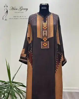 Türkmen fasonlar pombarh fasonlar Fasonlar 2025 fasonlar fason moda modalar Bezen bezen Türkmen fasonlar 2026 Türkmen fasonlar 2025 Türkmen fasonlar 2024 Türkmen fasonlar 2023 turkmenistan türkmenistan turkmen türkmen ashgabat  asgabat aşgabat balkan mary lebap dashoguz dasoguz daşoguz pombarh ponbarhat gulyupek gülýüpek stapel ştapel Gralan Çüýdeşen Abaýa Gadymy Krep Gurultaý 	Keteni Ýüpek Şifon Gipýur Lyon Welwet Atlas Kaşemir Streýç Suzana Ştapel Gülýüpek Pombarh Ýupka Gursakça Aksesuarlar Palto Penjek Okuw eşik Fata Sport eşik Uniforma Nakidka Öýme Şarf kompýuter ýaka ýaglyk Arenda köýnek 2nji el köýnek Taýyn köýnek Matalar Milli lybas milli lybaslar Toý köýnek Toý köýnekler toy koynek toy koynekler gundelik koynekler Gündelik	 
 köýnekler fata koynek Modern taze fason Eskiz koynektm turkmenkoynek türkmenkoynek fason moda moda fasonlar Iş eşik el iş	sada	ýakaly ýakasyz	keşdeli biserli	ýeňli giň nagyşly ýüregi açyk stoýka ýaka ýanly kombinasiýa 	zerli üsti aşak guşakly seçekli gysga ýeňli Gülýüpek Toý köýnek el iş, ýakaly  Gara, Altyn