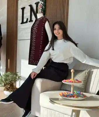 Türkmen fasonlar pombarh fasonlar Fasonlar 2025 fasonlar fason moda modalar Bezen bezen Türkmen fasonlar 2026 Türkmen fasonlar 2025 Türkmen fasonlar 2024 Türkmen fasonlar 2023 turkmenistan türkmenistan turkmen türkmen ashgabat  asgabat aşgabat balkan mary lebap dashoguz dasoguz daşoguz pombarh ponbarhat gulyupek gülýüpek stapel ştapel Gralan Çüýdeşen Abaýa Gadymy Krep Gurultaý 	Keteni Ýüpek Şifon Gipýur Lyon Welwet Atlas Kaşemir Streýç Suzana Ştapel Gülýüpek Pombarh Ýupka Gursakça Aksesuarlar Palto Penjek Okuw eşik Fata Sport eşik Uniforma Nakidka Öýme Şarf kompýuter ýaka ýaglyk Arenda köýnek 2nji el köýnek Taýyn köýnek Matalar Milli lybas milli lybaslar Toý köýnek Toý köýnekler toy koynek toy koynekler gundelik koynekler Gündelik	 
 köýnekler fata koynek Modern taze fason Eskiz koynektm turkmenkoynek türkmenkoynek fason moda moda fasonlar Iş eşik el iş	sada	ýakaly ýakasyz	keşdeli biserli	ýeňli giň nagyşly ýüregi açyk stoýka ýaka ýanly kombinasiýa 	zerli üsti aşak guşakly seçekli gysga ýeňli Gündelik     Sport eşik