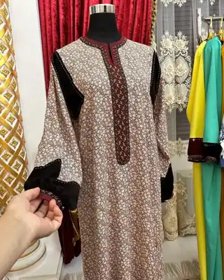 Türkmen fasonlar pombarh fasonlar Fasonlar 2025 fasonlar fason moda modalar Bezen bezen Türkmen fasonlar 2026 Türkmen fasonlar 2025 Türkmen fasonlar 2024 Türkmen fasonlar 2023 turkmenistan türkmenistan turkmen türkmen ashgabat  asgabat aşgabat balkan mary lebap dashoguz dasoguz daşoguz pombarh ponbarhat gulyupek gülýüpek stapel ştapel Gralan Çüýdeşen Abaýa Gadymy Krep Gurultaý 	Keteni Ýüpek Şifon Gipýur Lyon Welwet Atlas Kaşemir Streýç Suzana Ştapel Gülýüpek Pombarh Ýupka Gursakça Aksesuarlar Palto Penjek Okuw eşik Fata Sport eşik Uniforma Nakidka Öýme Şarf kompýuter ýaka ýaglyk Arenda köýnek 2nji el köýnek Taýyn köýnek Matalar Milli lybas milli lybaslar Toý köýnek Toý köýnekler toy koynek toy koynekler gundelik koynekler Gündelik	 
 köýnekler fata koynek Modern taze fason Eskiz koynektm turkmenkoynek türkmenkoynek fason moda moda fasonlar Iş eşik el iş	sada	ýakaly ýakasyz	keşdeli biserli	ýeňli giň nagyşly ýüregi açyk stoýka ýaka ýanly kombinasiýa 	zerli üsti aşak guşakly seçekli gysga ýeňli Ştapel Gündelik el iş  Wizon  Taýyn köýnek