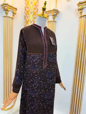 Türkmen fasonlar pombarh fasonlar Fasonlar 2025 fasonlar fason moda modalar Bezen bezen Türkmen fasonlar 2026 Türkmen fasonlar 2025 Türkmen fasonlar 2024 Türkmen fasonlar 2023 turkmenistan türkmenistan turkmen türkmen ashgabat  asgabat aşgabat balkan mary lebap dashoguz dasoguz daşoguz pombarh ponbarhat gulyupek gülýüpek stapel ştapel Gralan Çüýdeşen Abaýa Gadymy Krep Gurultaý 	Keteni Ýüpek Şifon Gipýur Lyon Welwet Atlas Kaşemir Streýç Suzana Ştapel Gülýüpek Pombarh Ýupka Gursakça Aksesuarlar Palto Penjek Okuw eşik Fata Sport eşik Uniforma Nakidka Öýme Şarf kompýuter ýaka ýaglyk Arenda köýnek 2nji el köýnek Taýyn köýnek Matalar Milli lybas milli lybaslar Toý köýnek Toý köýnekler toy koynek toy koynekler gundelik koynekler Gündelik	 
 köýnekler fata koynek Modern taze fason Eskiz koynektm turkmenkoynek türkmenkoynek fason moda moda fasonlar Iş eşik el iş	sada	ýakaly ýakasyz	keşdeli biserli	ýeňli giň nagyşly ýüregi açyk stoýka ýaka ýanly kombinasiýa 	zerli üsti aşak guşakly seçekli gysga ýeňli Ştapel Gündelik, Iş eşik ýakaly, ýeňli, giň 17-25, 26-35 Goýy-gök, #4B2C75 tomus, guyz Taýyn köýnek