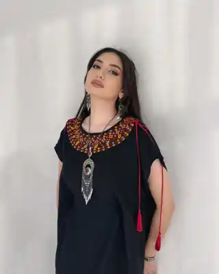 Türkmen fasonlar pombarh fasonlar Fasonlar 2025 fasonlar fason moda modalar Bezen bezen Türkmen fasonlar 2026 Türkmen fasonlar 2025 Türkmen fasonlar 2024 Türkmen fasonlar 2023 turkmenistan türkmenistan turkmen türkmen ashgabat  asgabat aşgabat balkan mary lebap dashoguz dasoguz daşoguz pombarh ponbarhat gulyupek gülýüpek stapel ştapel Gralan Çüýdeşen Abaýa Gadymy Krep Gurultaý 	Keteni Ýüpek Şifon Gipýur Lyon Welwet Atlas Kaşemir Streýç Suzana Ştapel Gülýüpek Pombarh Ýupka Gursakça Aksesuarlar Palto Penjek Okuw eşik Fata Sport eşik Uniforma Nakidka Öýme Şarf kompýuter ýaka ýaglyk Arenda köýnek 2nji el köýnek Taýyn köýnek Matalar Milli lybas milli lybaslar Toý köýnek Toý köýnekler toy koynek toy koynekler gundelik koynekler Gündelik	 
 köýnekler fata koynek Modern taze fason Eskiz koynektm turkmenkoynek türkmenkoynek fason moda moda fasonlar Iş eşik el iş	sada	ýakaly ýakasyz	keşdeli biserli	ýeňli giň nagyşly ýüregi açyk stoýka ýaka ýanly kombinasiýa 	zerli üsti aşak guşakly seçekli gysga ýeňli Gülýüpek  sada, gysga ýeňli