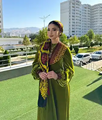 Türkmen fasonlar pombarh fasonlar Fasonlar 2025 fasonlar fason moda modalar Bezen bezen Türkmen fasonlar 2026 Türkmen fasonlar 2025 Türkmen fasonlar 2024 Türkmen fasonlar 2023 turkmenistan türkmenistan turkmen türkmen ashgabat  asgabat aşgabat balkan mary lebap dashoguz dasoguz daşoguz pombarh ponbarhat gulyupek gülýüpek stapel ştapel Gralan Çüýdeşen Abaýa Gadymy Krep Gurultaý 	Keteni Ýüpek Şifon Gipýur Lyon Welwet Atlas Kaşemir Streýç Suzana Ştapel Gülýüpek Pombarh Ýupka Gursakça Aksesuarlar Palto Penjek Okuw eşik Fata Sport eşik Uniforma Nakidka Öýme Şarf kompýuter ýaka ýaglyk Arenda köýnek 2nji el köýnek Taýyn köýnek Matalar Milli lybas milli lybaslar Toý köýnek Toý köýnekler toy koynek toy koynekler gundelik koynekler Gündelik	 
 köýnekler fata koynek Modern taze fason Eskiz koynektm turkmenkoynek türkmenkoynek fason moda moda fasonlar Iş eşik el iş	sada	ýakaly ýakasyz	keşdeli biserli	ýeňli giň nagyşly ýüregi açyk stoýka ýaka ýanly kombinasiýa 	zerli üsti aşak guşakly seçekli gysga ýeňli Panbarhat (Pombarh)  sada, ýakaly, ýeňli