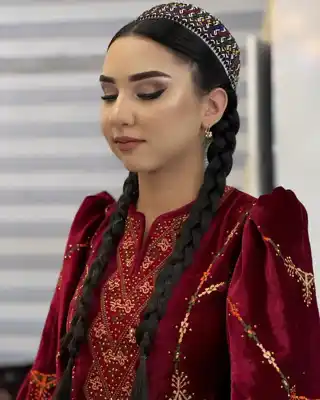 Türkmen fasonlar pombarh fasonlar Fasonlar 2025 fasonlar fason moda modalar Bezen bezen Türkmen fasonlar 2026 Türkmen fasonlar 2025 Türkmen fasonlar 2024 Türkmen fasonlar 2023 turkmenistan türkmenistan turkmen türkmen ashgabat  asgabat aşgabat balkan mary lebap dashoguz dasoguz daşoguz pombarh ponbarhat gulyupek gülýüpek stapel ştapel Gralan Çüýdeşen Abaýa Gadymy Krep Gurultaý 	Keteni Ýüpek Şifon Gipýur Lyon Welwet Atlas Kaşemir Streýç Suzana Ştapel Gülýüpek Pombarh Ýupka Gursakça Aksesuarlar Palto Penjek Okuw eşik Fata Sport eşik Uniforma Nakidka Öýme Şarf kompýuter ýaka ýaglyk Arenda köýnek 2nji el köýnek Taýyn köýnek Matalar Milli lybas milli lybaslar Toý köýnek Toý köýnekler toy koynek toy koynekler gundelik koynekler Gündelik	 
 köýnekler fata koynek Modern taze fason Eskiz koynektm turkmenkoynek türkmenkoynek fason moda moda fasonlar Iş eşik el iş	sada	ýakaly ýakasyz	keşdeli biserli	ýeňli giň nagyşly ýüregi açyk stoýka ýaka ýanly kombinasiýa 	zerli üsti aşak guşakly seçekli gysga ýeňli Uçurym köýnek  17-25 Gyzyl tomus