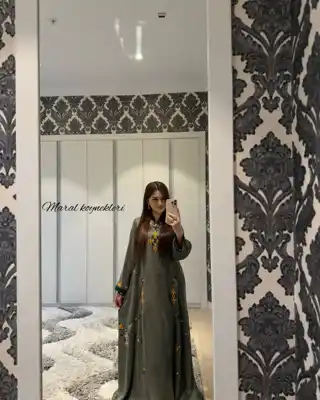 Türkmen fasonlar pombarh fasonlar Fasonlar 2025 fasonlar fason moda modalar Bezen bezen Türkmen fasonlar 2026 Türkmen fasonlar 2025 Türkmen fasonlar 2024 Türkmen fasonlar 2023 turkmenistan türkmenistan turkmen türkmen ashgabat  asgabat aşgabat balkan mary lebap dashoguz dasoguz daşoguz pombarh ponbarhat gulyupek gülýüpek stapel ştapel Gralan Çüýdeşen Abaýa Gadymy Krep Gurultaý 	Keteni Ýüpek Şifon Gipýur Lyon Welwet Atlas Kaşemir Streýç Suzana Ştapel Gülýüpek Pombarh Ýupka Gursakça Aksesuarlar Palto Penjek Okuw eşik Fata Sport eşik Uniforma Nakidka Öýme Şarf kompýuter ýaka ýaglyk Arenda köýnek 2nji el köýnek Taýyn köýnek Matalar Milli lybas milli lybaslar Toý köýnek Toý köýnekler toy koynek toy koynekler gundelik koynekler Gündelik	 
 köýnekler fata koynek Modern taze fason Eskiz koynektm turkmenkoynek türkmenkoynek fason moda moda fasonlar Iş eşik el iş	sada	ýakaly ýakasyz	keşdeli biserli	ýeňli giň nagyşly ýüregi açyk stoýka ýaka ýanly kombinasiýa 	zerli üsti aşak guşakly seçekli gysga ýeňli Gülýüpek Toý köýnek, Gündelik el iş, keşdeli, ýakaly, nagyşly 17-25, 26-35 Haki