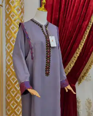 Türkmen fasonlar pombarh fasonlar Fasonlar 2025 fasonlar fason moda modalar Bezen bezen Türkmen fasonlar 2026 Türkmen fasonlar 2025 Türkmen fasonlar 2024 Türkmen fasonlar 2023 turkmenistan türkmenistan turkmen türkmen ashgabat  asgabat aşgabat balkan mary lebap dashoguz dasoguz daşoguz pombarh ponbarhat gulyupek gülýüpek stapel ştapel Gralan Çüýdeşen Abaýa Gadymy Krep Gurultaý 	Keteni Ýüpek Şifon Gipýur Lyon Welwet Atlas Kaşemir Streýç Suzana Ştapel Gülýüpek Pombarh Ýupka Gursakça Aksesuarlar Palto Penjek Okuw eşik Fata Sport eşik Uniforma Nakidka Öýme Şarf kompýuter ýaka ýaglyk Arenda köýnek 2nji el köýnek Taýyn köýnek Matalar Milli lybas milli lybaslar Toý köýnek Toý köýnekler toy koynek toy koynekler gundelik koynekler Gündelik	 
 köýnekler fata koynek Modern taze fason Eskiz koynektm turkmenkoynek türkmenkoynek fason moda moda fasonlar Iş eşik el iş	sada	ýakaly ýakasyz	keşdeli biserli	ýeňli giň nagyşly ýüregi açyk stoýka ýaka ýanly kombinasiýa 	zerli üsti aşak guşakly seçekli gysga ýeňli Lyon  el iş, ýanly  Kümüş  Taýyn köýnek