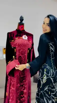 Türkmen fasonlar pombarh fasonlar Fasonlar 2025 fasonlar fason moda modalar Bezen bezen Türkmen fasonlar 2026 Türkmen fasonlar 2025 Türkmen fasonlar 2024 Türkmen fasonlar 2023 turkmenistan türkmenistan turkmen türkmen ashgabat  asgabat aşgabat balkan mary lebap dashoguz dasoguz daşoguz pombarh ponbarhat gulyupek gülýüpek stapel ştapel Gralan Çüýdeşen Abaýa Gadymy Krep Gurultaý 	Keteni Ýüpek Şifon Gipýur Lyon Welwet Atlas Kaşemir Streýç Suzana Ştapel Gülýüpek Pombarh Ýupka Gursakça Aksesuarlar Palto Penjek Okuw eşik Fata Sport eşik Uniforma Nakidka Öýme Şarf kompýuter ýaka ýaglyk Arenda köýnek 2nji el köýnek Taýyn köýnek Matalar Milli lybas milli lybaslar Toý köýnek Toý köýnekler toy koynek toy koynekler gundelik koynekler Gündelik	 
 köýnekler fata koynek Modern taze fason Eskiz koynektm turkmenkoynek türkmenkoynek fason moda moda fasonlar Iş eşik el iş	sada	ýakaly ýakasyz	keşdeli biserli	ýeňli giň nagyşly ýüregi açyk stoýka ýaka ýanly kombinasiýa 	zerli üsti aşak guşakly seçekli gysga ýeňli Panbarhat (Pombarh) Toý köýnek el iş, keşdeli, ýakaly, ýeňli, nagyşly 17-25, 26-35 Goýy-gyzyl, Gyzyl