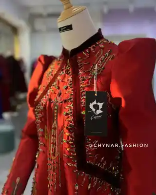 Türkmen fasonlar pombarh fasonlar Fasonlar 2025 fasonlar fason moda modalar Bezen bezen Türkmen fasonlar 2026 Türkmen fasonlar 2025 Türkmen fasonlar 2024 Türkmen fasonlar 2023 turkmenistan türkmenistan turkmen türkmen ashgabat  asgabat aşgabat balkan mary lebap dashoguz dasoguz daşoguz pombarh ponbarhat gulyupek gülýüpek stapel ştapel Gralan Çüýdeşen Abaýa Gadymy Krep Gurultaý 	Keteni Ýüpek Şifon Gipýur Lyon Welwet Atlas Kaşemir Streýç Suzana Ştapel Gülýüpek Pombarh Ýupka Gursakça Aksesuarlar Palto Penjek Okuw eşik Fata Sport eşik Uniforma Nakidka Öýme Şarf kompýuter ýaka ýaglyk Arenda köýnek 2nji el köýnek Taýyn köýnek Matalar Milli lybas milli lybaslar Toý köýnek Toý köýnekler toy koynek toy koynekler gundelik koynekler Gündelik	 
 köýnekler fata koynek Modern taze fason Eskiz koynektm turkmenkoynek türkmenkoynek fason moda moda fasonlar Iş eşik el iş	sada	ýakaly ýakasyz	keşdeli biserli	ýeňli giň nagyşly ýüregi açyk stoýka ýaka ýanly kombinasiýa 	zerli üsti aşak guşakly seçekli gysga ýeňli Toý köýnek el iş, keşdeli, ýakaly, biserli, ýeňli, stoýka ýaka, nagyşly 12-16, 17-25, 26-35 Gyzyl