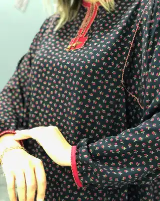 Türkmen fasonlar pombarh fasonlar Fasonlar 2025 fasonlar fason moda modalar Bezen bezen Türkmen fasonlar 2026 Türkmen fasonlar 2025 Türkmen fasonlar 2024 Türkmen fasonlar 2023 turkmenistan türkmenistan turkmen türkmen ashgabat  asgabat aşgabat balkan mary lebap dashoguz dasoguz daşoguz pombarh ponbarhat gulyupek gülýüpek stapel ştapel Gralan Çüýdeşen Abaýa Gadymy Krep Gurultaý 	Keteni Ýüpek Şifon Gipýur Lyon Welwet Atlas Kaşemir Streýç Suzana Ştapel Gülýüpek Pombarh Ýupka Gursakça Aksesuarlar Palto Penjek Okuw eşik Fata Sport eşik Uniforma Nakidka Öýme Şarf kompýuter ýaka ýaglyk Arenda köýnek 2nji el köýnek Taýyn köýnek Matalar Milli lybas milli lybaslar Toý köýnek Toý köýnekler toy koynek toy koynekler gundelik koynekler Gündelik	 
 köýnekler fata koynek Modern taze fason Eskiz koynektm turkmenkoynek türkmenkoynek fason moda moda fasonlar Iş eşik el iş	sada	ýakaly ýakasyz	keşdeli biserli	ýeňli giň nagyşly ýüregi açyk stoýka ýaka ýanly kombinasiýa 	zerli üsti aşak guşakly seçekli gysga ýeňli Ştapel Gündelik, Iş eşik el iş, ýeňli, giň 17-25, 26-35 Gara, Gyzyl tomus