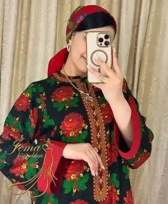 Türkmen fasonlar pombarh fasonlar Fasonlar 2025 fasonlar fason moda modalar Bezen bezen Türkmen fasonlar 2026 Türkmen fasonlar 2025 Türkmen fasonlar 2024 Türkmen fasonlar 2023 turkmenistan türkmenistan turkmen türkmen ashgabat  asgabat aşgabat balkan mary lebap dashoguz dasoguz daşoguz pombarh ponbarhat gulyupek gülýüpek stapel ştapel Gralan Çüýdeşen Abaýa Gadymy Krep Gurultaý 	Keteni Ýüpek Şifon Gipýur Lyon Welwet Atlas Kaşemir Streýç Suzana Ştapel Gülýüpek Pombarh Ýupka Gursakça Aksesuarlar Palto Penjek Okuw eşik Fata Sport eşik Uniforma Nakidka Öýme Şarf kompýuter ýaka ýaglyk Arenda köýnek 2nji el köýnek Taýyn köýnek Matalar Milli lybas milli lybaslar Toý köýnek Toý köýnekler toy koynek toy koynekler gundelik koynekler Gündelik	 
 köýnekler fata koynek Modern taze fason Eskiz koynektm turkmenkoynek türkmenkoynek fason moda moda fasonlar Iş eşik el iş	sada	ýakaly ýakasyz	keşdeli biserli	ýeňli giň nagyşly ýüregi açyk stoýka ýaka ýanly kombinasiýa 	zerli üsti aşak guşakly seçekli gysga ýeňli Ştapel Gündelik ýakaly, ýeňli, giň 17-25, 26-35 Gara, Gyzyl tomus Taýyn köýnek