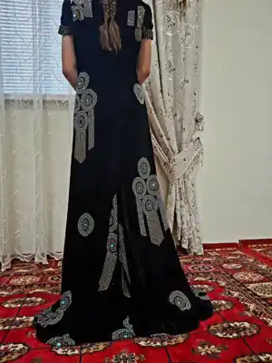 Türkmen fasonlar pombarh fasonlar Fasonlar 2025 fasonlar fason moda modalar Bezen bezen Türkmen fasonlar 2026 Türkmen fasonlar 2025 Türkmen fasonlar 2024 Türkmen fasonlar 2023 turkmenistan türkmenistan turkmen türkmen ashgabat  asgabat aşgabat balkan mary lebap dashoguz dasoguz daşoguz pombarh ponbarhat gulyupek gülýüpek stapel ştapel Gralan Çüýdeşen Abaýa Gadymy Krep Gurultaý 	Keteni Ýüpek Şifon Gipýur Lyon Welwet Atlas Kaşemir Streýç Suzana Ştapel Gülýüpek Pombarh Ýupka Gursakça Aksesuarlar Palto Penjek Okuw eşik Fata Sport eşik Uniforma Nakidka Öýme Şarf kompýuter ýaka ýaglyk Arenda köýnek 2nji el köýnek Taýyn köýnek Matalar Milli lybas milli lybaslar Toý köýnek Toý köýnekler toy koynek toy koynekler gundelik koynekler Gündelik	 
 köýnekler fata koynek Modern taze fason Eskiz koynektm turkmenkoynek türkmenkoynek fason moda moda fasonlar Iş eşik el iş	sada	ýakaly ýakasyz	keşdeli biserli	ýeňli giň nagyşly ýüregi açyk stoýka ýaka ýanly kombinasiýa 	zerli üsti aşak guşakly seçekli gysga ýeňli Panbarhat (Pombarh) Toý köýnek el iş, ýakasyz, gysga ýeňli, giň, gaş 17-25, 26-35 Gara yaz, tomus, guyz 2nji el
