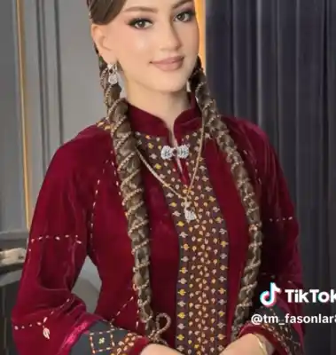 Türkmen fasonlar pombarh fasonlar Fasonlar 2025 fasonlar fason moda modalar Bezen bezen Türkmen fasonlar 2026 Türkmen fasonlar 2025 Türkmen fasonlar 2024 Türkmen fasonlar 2023 turkmenistan türkmenistan turkmen türkmen ashgabat  asgabat aşgabat balkan mary lebap dashoguz dasoguz daşoguz pombarh ponbarhat gulyupek gülýüpek stapel ştapel Gralan Çüýdeşen Abaýa Gadymy Krep Gurultaý 	Keteni Ýüpek Şifon Gipýur Lyon Welwet Atlas Kaşemir Streýç Suzana Ştapel Gülýüpek Pombarh Ýupka Gursakça Aksesuarlar Palto Penjek Okuw eşik Fata Sport eşik Uniforma Nakidka Öýme Şarf kompýuter ýaka ýaglyk Arenda köýnek 2nji el köýnek Taýyn köýnek Matalar Milli lybas milli lybaslar Toý köýnek Toý köýnekler toy koynek toy koynekler gundelik koynekler Gündelik	 
 köýnekler fata koynek Modern taze fason Eskiz koynektm turkmenkoynek türkmenkoynek fason moda moda fasonlar Iş eşik el iş	sada	ýakaly ýakasyz	keşdeli biserli	ýeňli giň nagyşly ýüregi açyk stoýka ýaka ýanly kombinasiýa 	zerli üsti aşak guşakly seçekli gysga ýeňli Panbarhat (Pombarh), Tulky  ýakaly, ýeňli, giň 17-25, 26-35 Goýy-gyzyl yaz, tomus, guyz, gysh